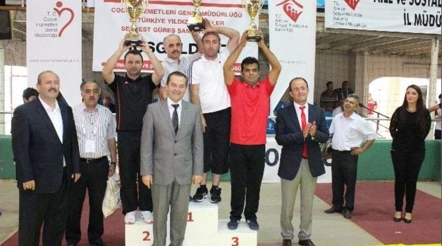 Çhgm 5. Türkiye Yıldız Erkekler Serbest Güreş Şampiyonası Ödül Töreni Yapıldı