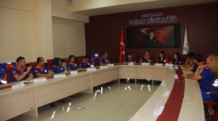 Umke G&ouml;revlilerine Teorik Ve Uygulamalı Eğitim