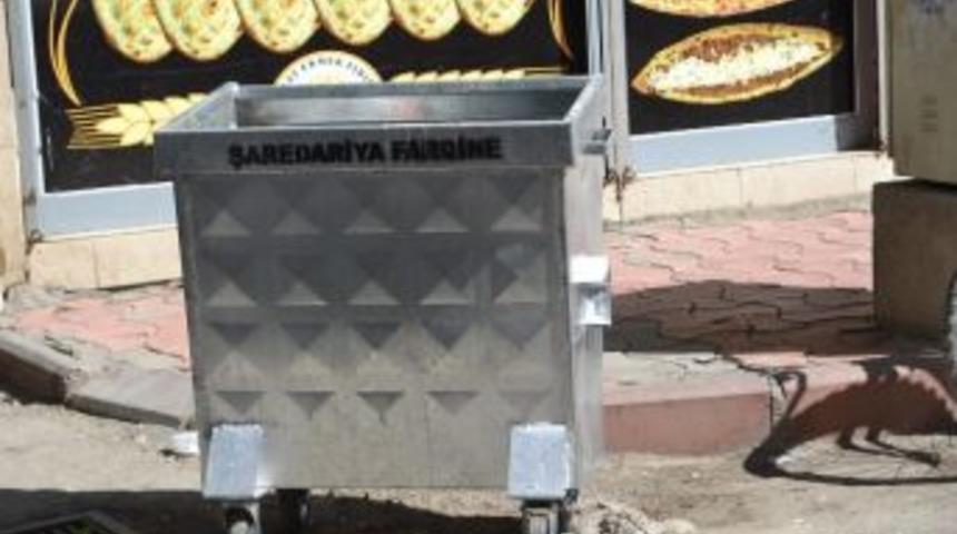 Silvan Belediyesi&rsquo;nden Sokak Ve Caddelere Yeni &Ccedil;&ouml;p Konteyneri