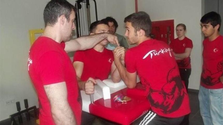 Yalovalı Demir Bilekler Litvanya Yolcusu