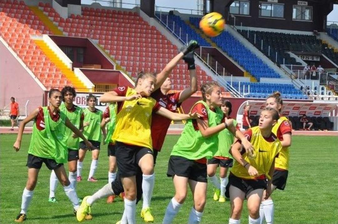 Kadın U19 Milli Takımı İtalya Ma&ccedil;ına Hazır