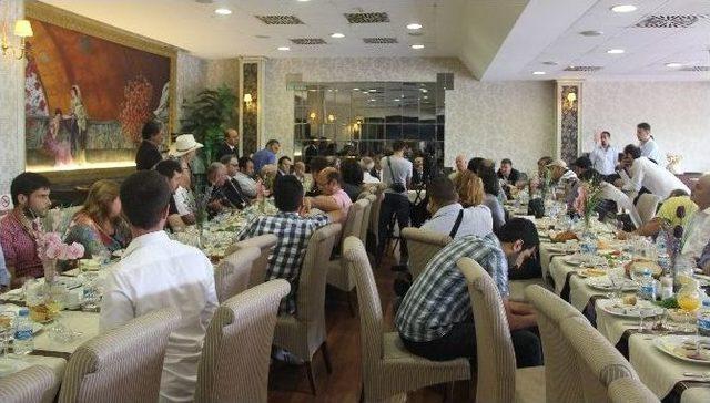 Sakarya Valisi Coş, Işid Yapılanması İddialarına İlişkin Açıklama Yaptı