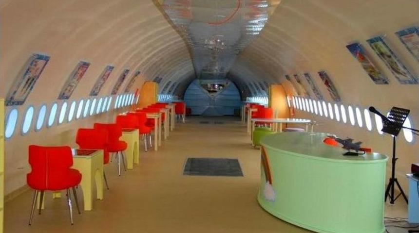 A 300 Tipi U&ccedil;ak K&uuml;t&uuml;phane Olarak Dizayn Ediliyor