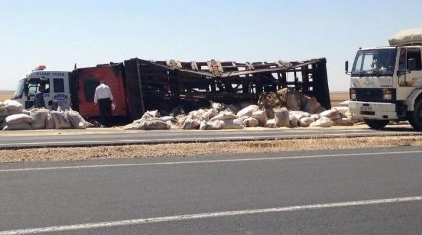 Kızıltepe&rsquo;de Trafik Kazası: 2 Yaralı