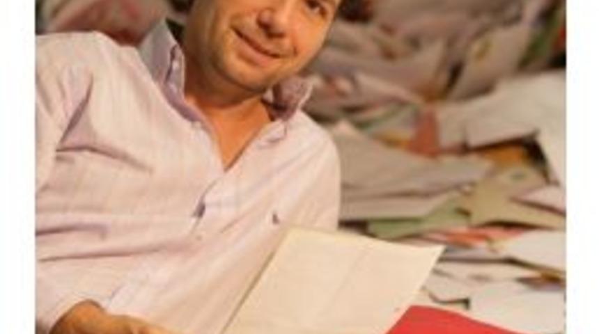 Coşkundeniz, Aşk Uykusu&rsquo;nu Piazza&rsquo;da İmzalayacak