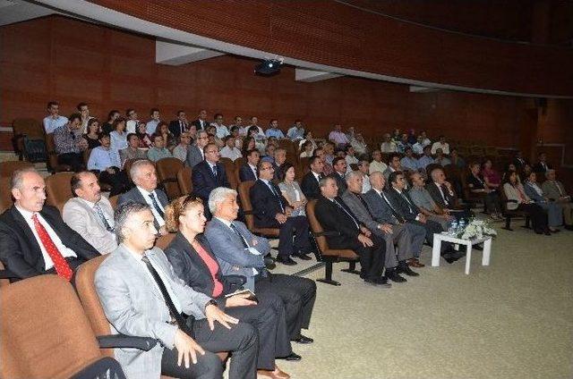 Valilikte “anlayarak Hızlı Okuma Teknikleri Kursu, Etkili İletişim Ve Beden Dili” Semineri