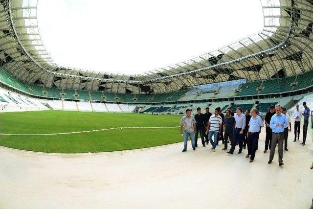 Yeni Konya Stadyumu Maça Hazırlanıyor