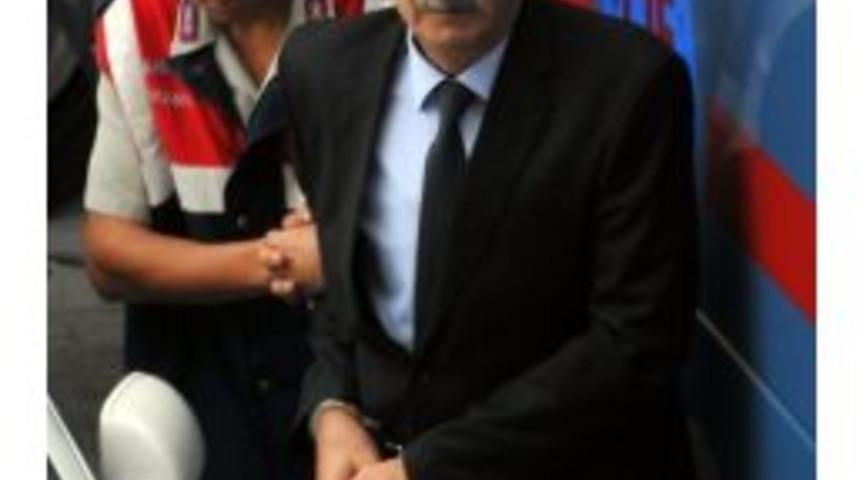 Kıraathane Sahibini &Ouml;ld&uuml;ren Sanığa 15 Yıl Hapis