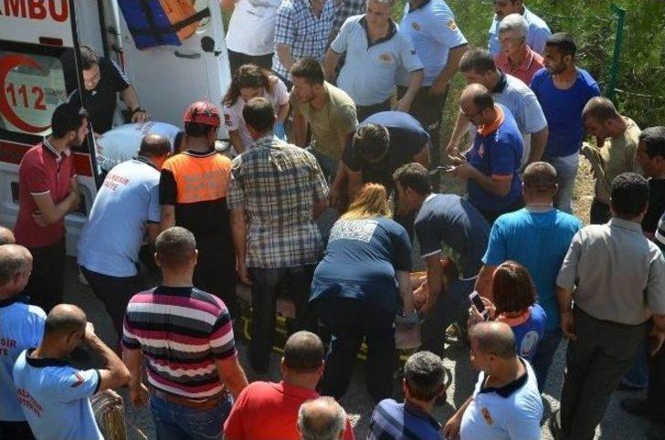 Karı Kocanın Otomobildeki Tartışması Uçurumda Bitti G4