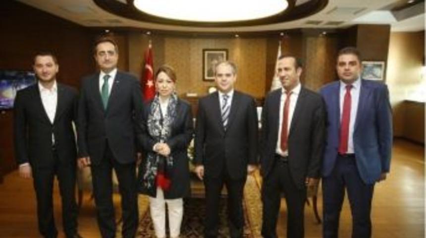 &Ccedil;alık, Yeni Malatyapor Heyeti İle Bakan Kılı&ccedil;&rsquo;ı Buluşturdu