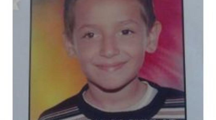 3 &Ccedil;ocuğunu Da Alıp Kayıplara Karıştı