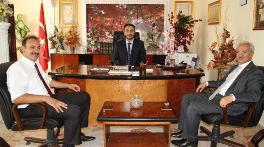 Başkan Başsoy&rsquo;dan İl M&uuml;ft&uuml;s&uuml; Yavuz Karabayır&rsquo;a Ziyaret