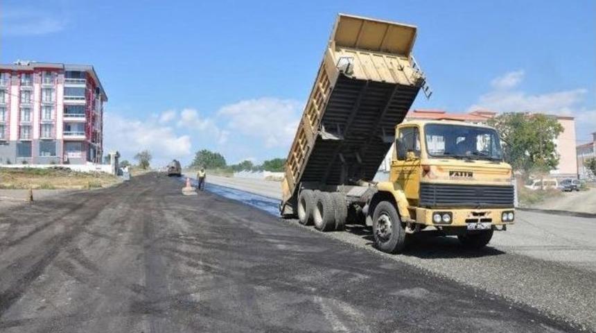 &Ccedil;andarlızade Caddesi&rsquo;nde Yol &Ccedil;alışmaları Devam Ediyor