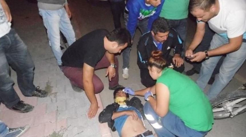 Kask Takmayan Motosiklet S&uuml;r&uuml;c&uuml;s&uuml; &Ouml;l&uuml;mden D&ouml;nd&uuml;