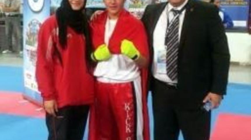 Konyalı Milli Kick Boks&ccedil;u D&uuml;nya Şampiyonu Oldu