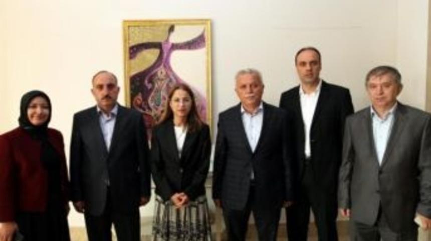 Aile Ve Sosyal Politikalar Bakanı Ayşenur İslam&rsquo;a Teşekk&uuml;r Ziyareti