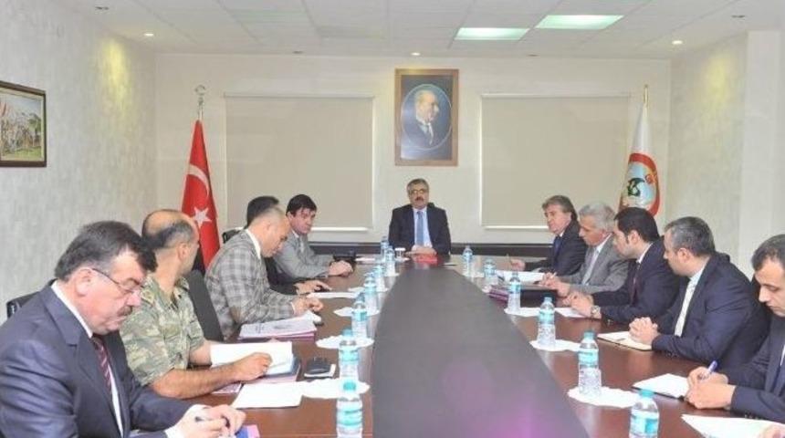 Osmaniye&rsquo;de 2014-2015 Eğitim-&ouml;ğretim Yılı İlk Toplantısı, Vali Mehmet Oduncu Başkanlığında Yapıldı