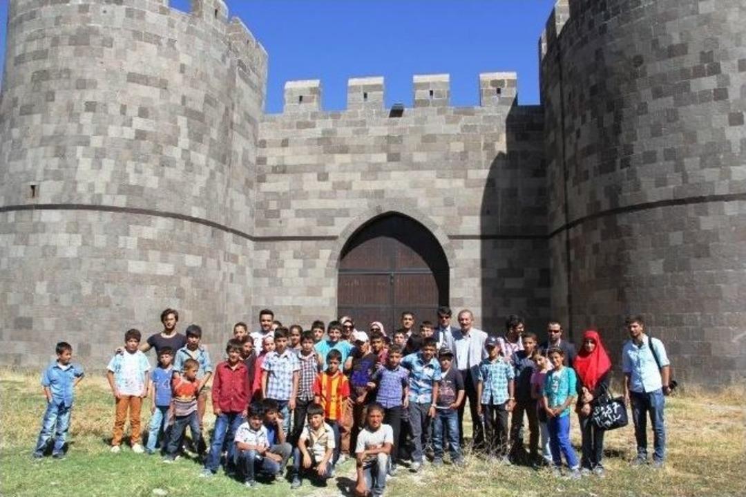 Tuşba Belediyesi&rsquo;nden &lsquo;1. K&uuml;lt&uuml;rel Ve Tarihi Gezi&rsquo; Etkinliği