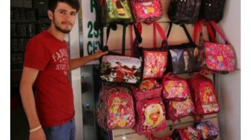 Okulların A&ccedil;ılması Esnafın Y&uuml;z&uuml;n&uuml; G&uuml;ld&uuml;rd&uuml;