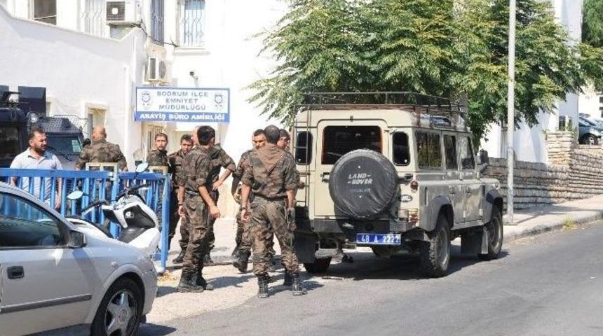 Silahlı Saldırıya Uğrayan Kaptanı 3 Suriyeli &Ouml;ld&uuml;rm&uuml;ş