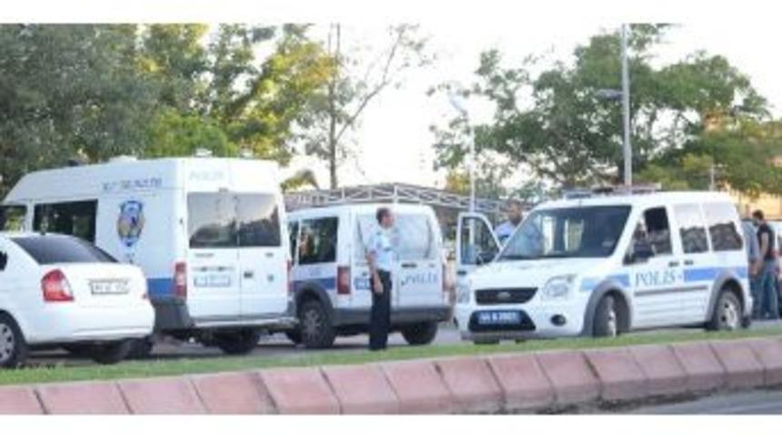 Gen&ccedil; Kadının İntiharı Ortalığı Karıştırdı