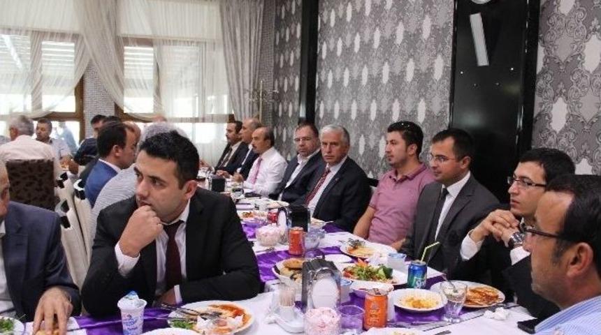 Ahşabın Sorunları Tosya&rsquo;da Masaya Yatırıldı