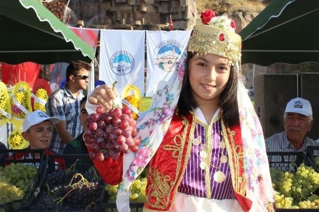 Geleneksel İncesu &Uuml;z&uuml;m Festivali Ger&ccedil;ekleştirildi
