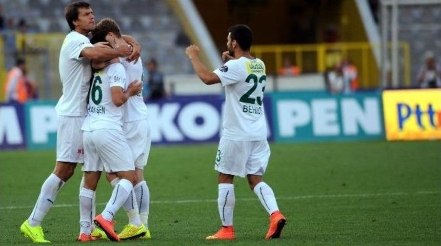 Bursasporlu Futbolcuların Galibiyet Sevinci