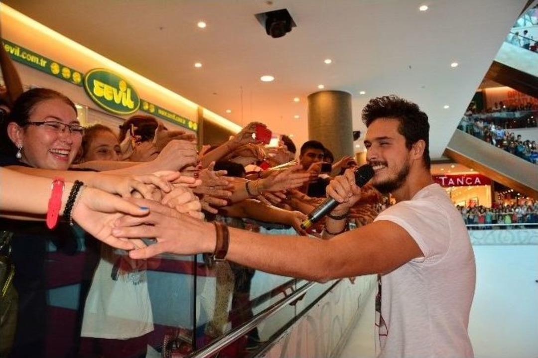 Adana&rsquo;da G&ouml;khan Keser Fırtınası Esti