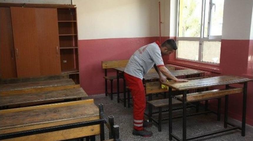 Bayraklı&rsquo;da Okullar Yeni Ders Yılına Hazır