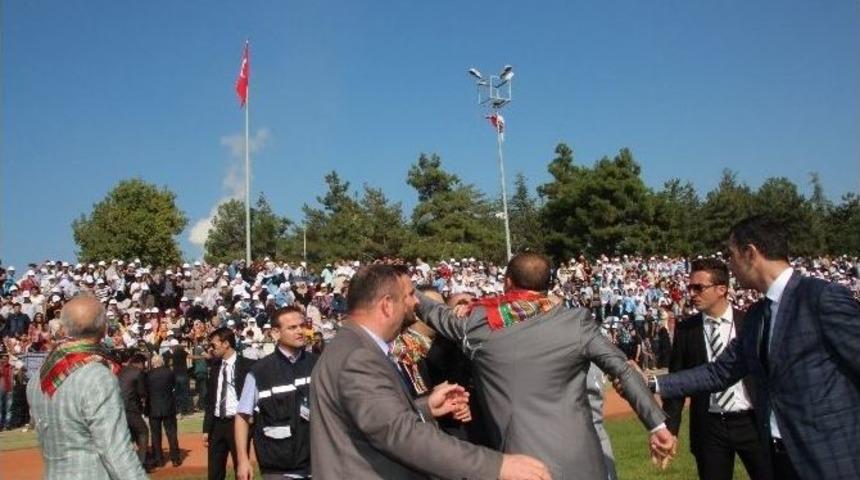 733. Ertuğrul Gazi&rsquo;yi Anma Ve S&ouml;ğ&uuml;t Şenlikleri&rsquo;nde Gerginlik