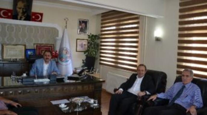 Vakıflar B&ouml;lge M&uuml;d&uuml;r&uuml;nden Eser&rsquo;e Ziyaret