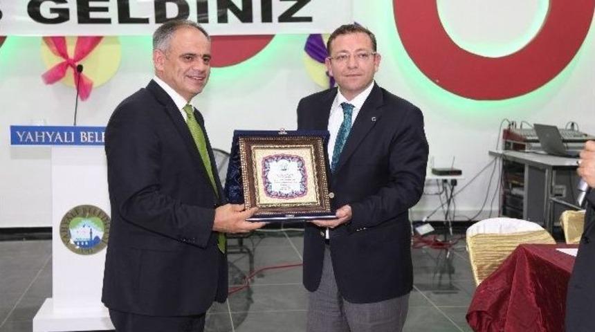 Yahyalı Kaymakamı Ziya Polat&rsquo;a Veda Ve Yahyalı Meslek Y&uuml;ksek Okulu İstişare Toplantısı