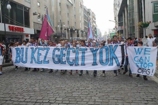 Trabzonspor Taraftarı Akyazı’yı Protesto Etti