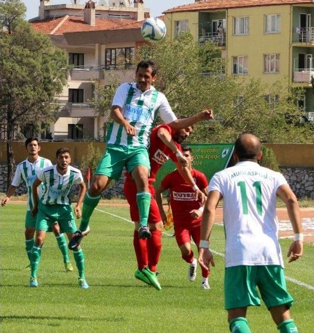 Muğlaspor: İzmirspor: 1