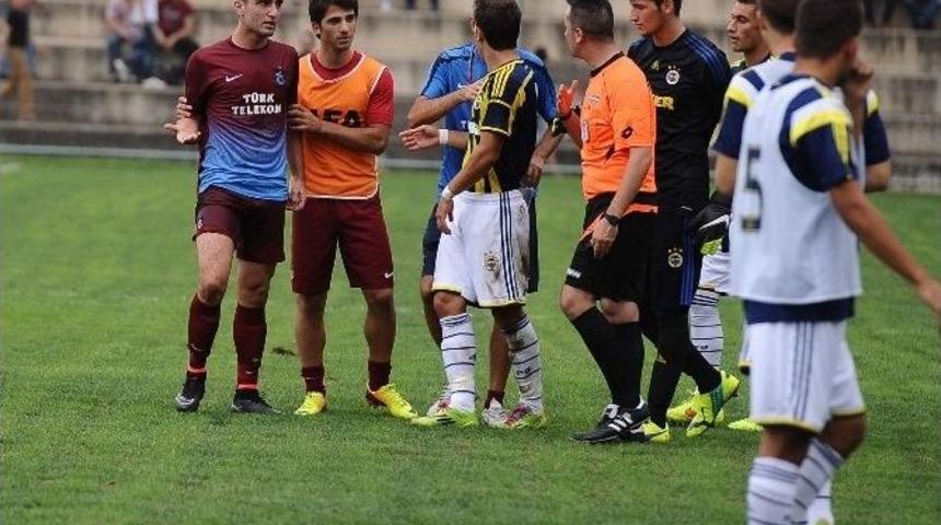 Fenerbah&ccedil;e&rsquo;nin Mas&ouml;r&uuml; Trabzonsporlu Gen&ccedil; Futbolcunun Hayatını Kurtardı