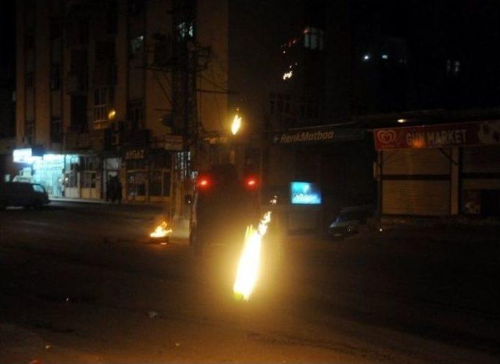 Cizre’de İzinsiz Gösteri: 2 Polis Yaralı G2