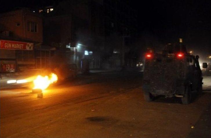 Cizre’de İzinsiz Gösteri: 2 Polis Yaralı G3