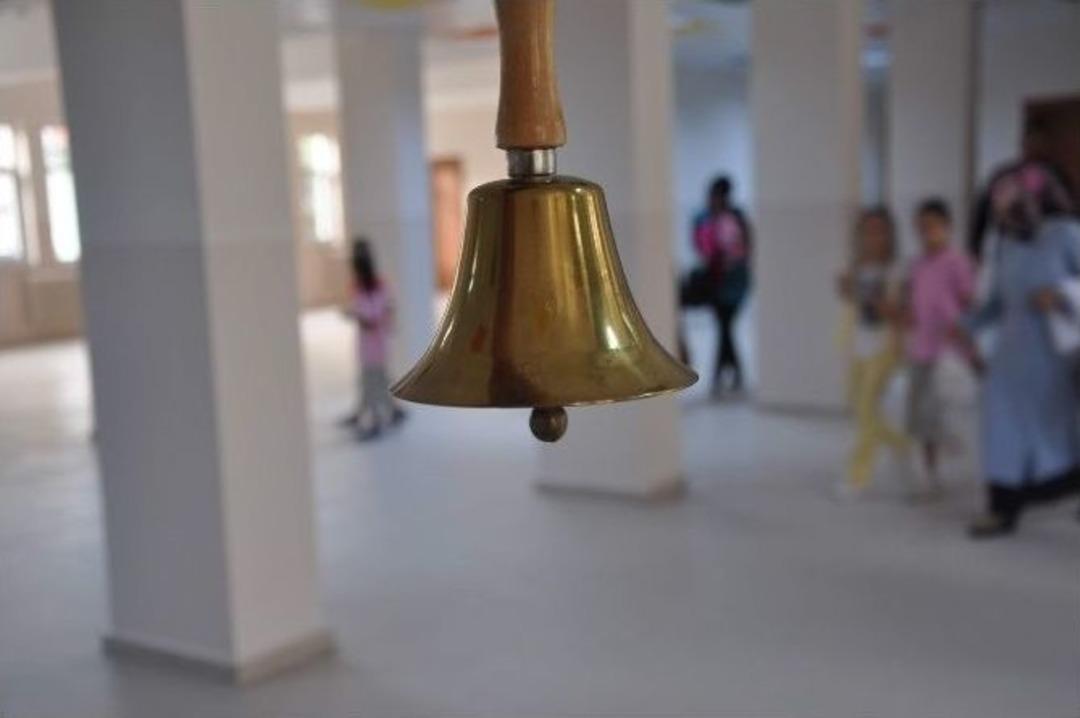 Balıkesir&rsquo;de Ders Zili &Ccedil;aldı