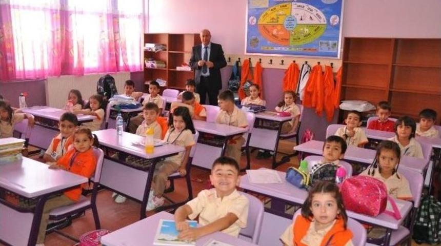 Nevşehir&rsquo;de 53 Bin &Ouml;ğrenci Ders Başı Yaptı