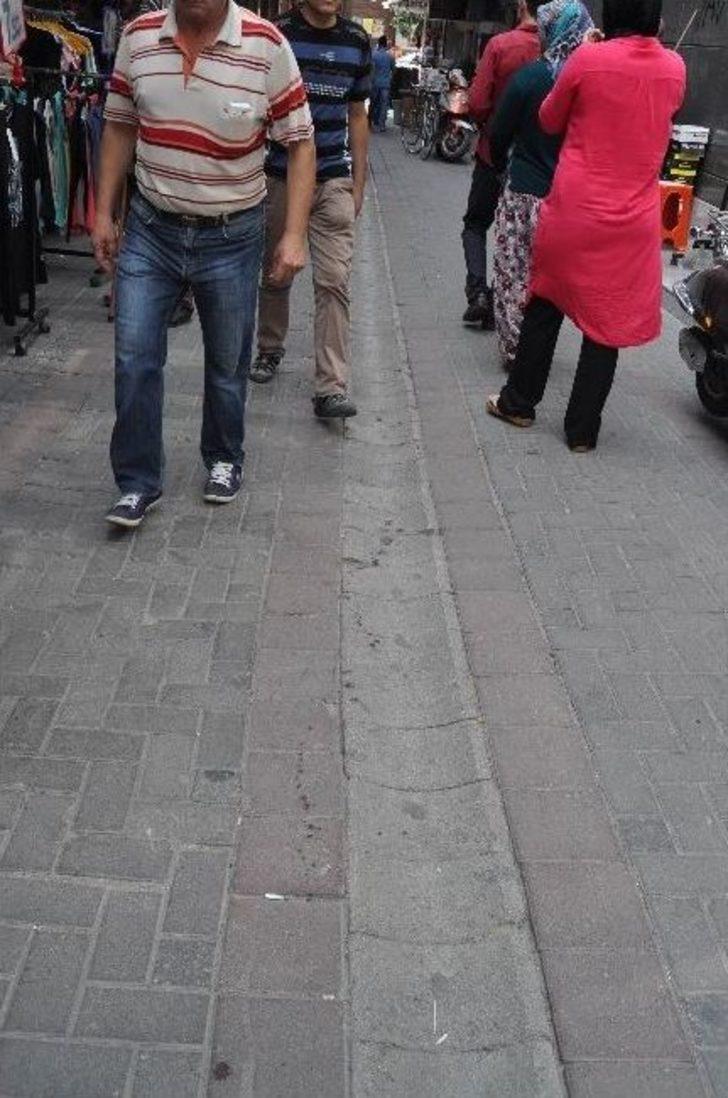 Dükkanın Camına Kanla "apo" Yazdılar G4