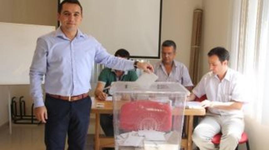 Başkan Eryılmaz Güven Tazeledi