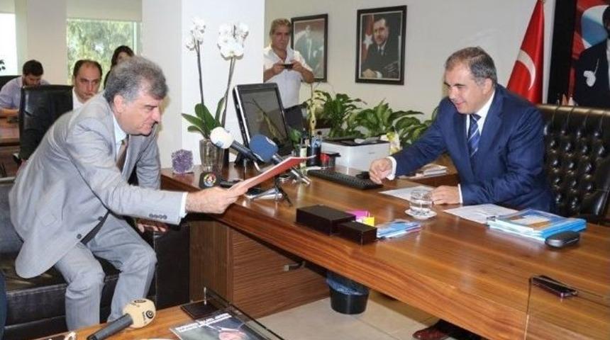 Chp Ve Ak Parti İzmir İl Başkanları Bir Arada