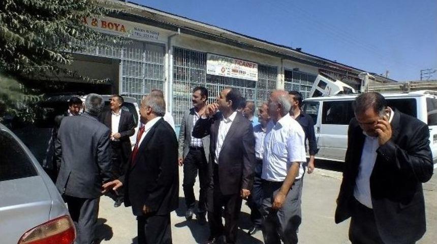 Ak Partili &Ccedil;iftci Sanayi Sitesini Gezdi