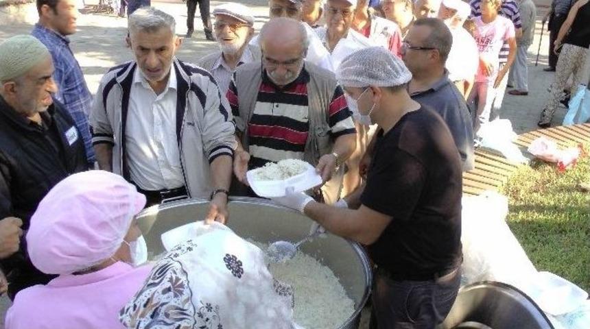 Kanseri Yendi 6 Yıldır Ş&uuml;k&uuml;r Yemeği Dağıtıyor