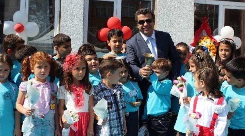 Kayseri&rsquo;de 286 Bin &Ouml;ğrenci İ&ccedil;in İlk Ders Zili &Ccedil;aldı