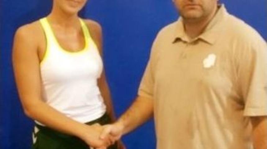 Banu Karadağlı, 40 Yaşında Parkelere Geri D&ouml;n&uuml;yor