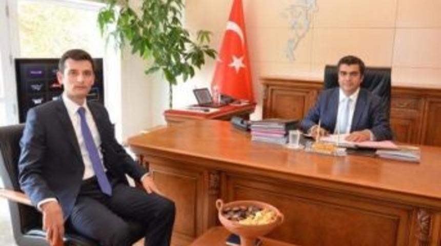 Yeşilhisar Kaymakamı Mustafa G&ouml;zlet G&ouml;revine Başladı