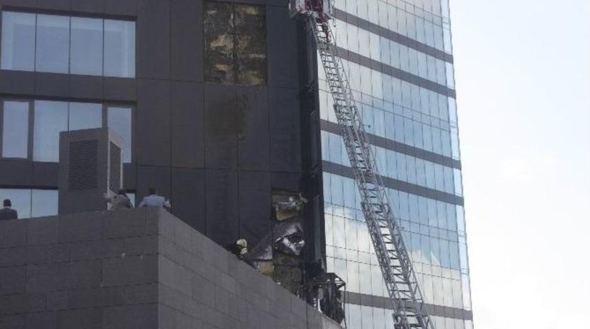 Otelde Yangın Paniği