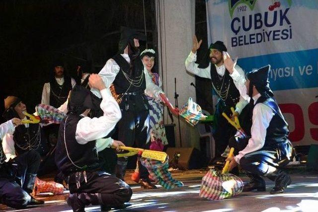 Aksam Türk Halk Dansları Topluluğu 10. Uluslararası Kültür Festivali’nde Sahne Aldı